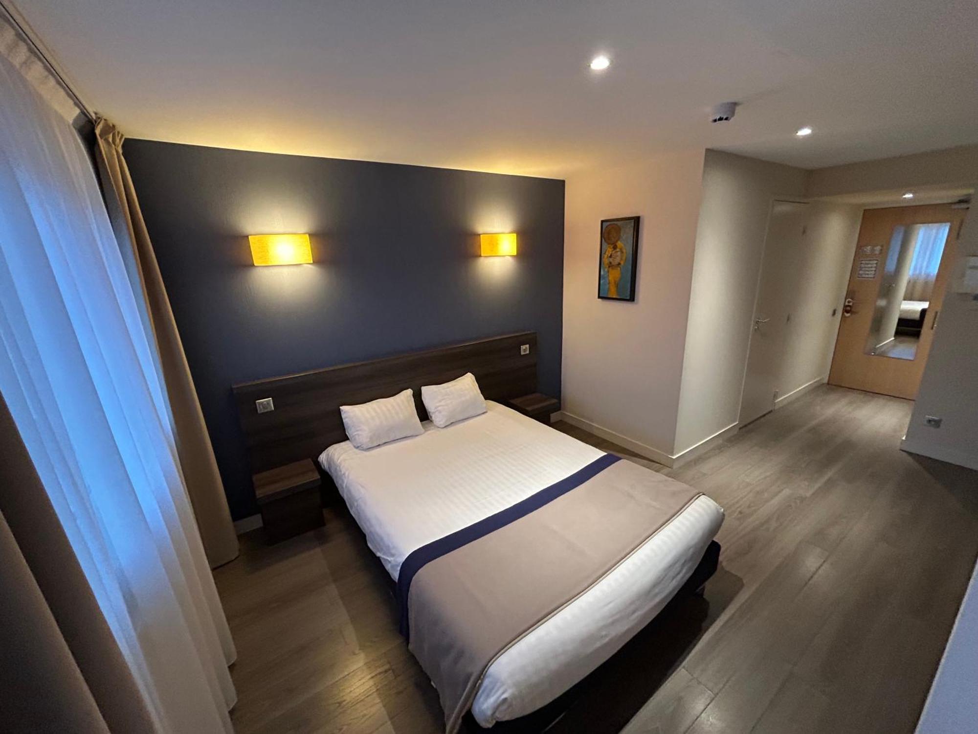 Hotel Valpre Écully